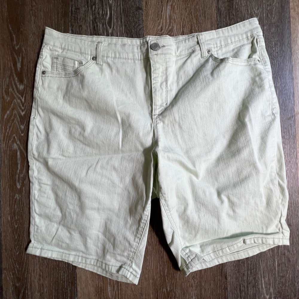 Bandolino Riley Bermuda Shorts Womens 18W Mint Green Stretch Denim Casual